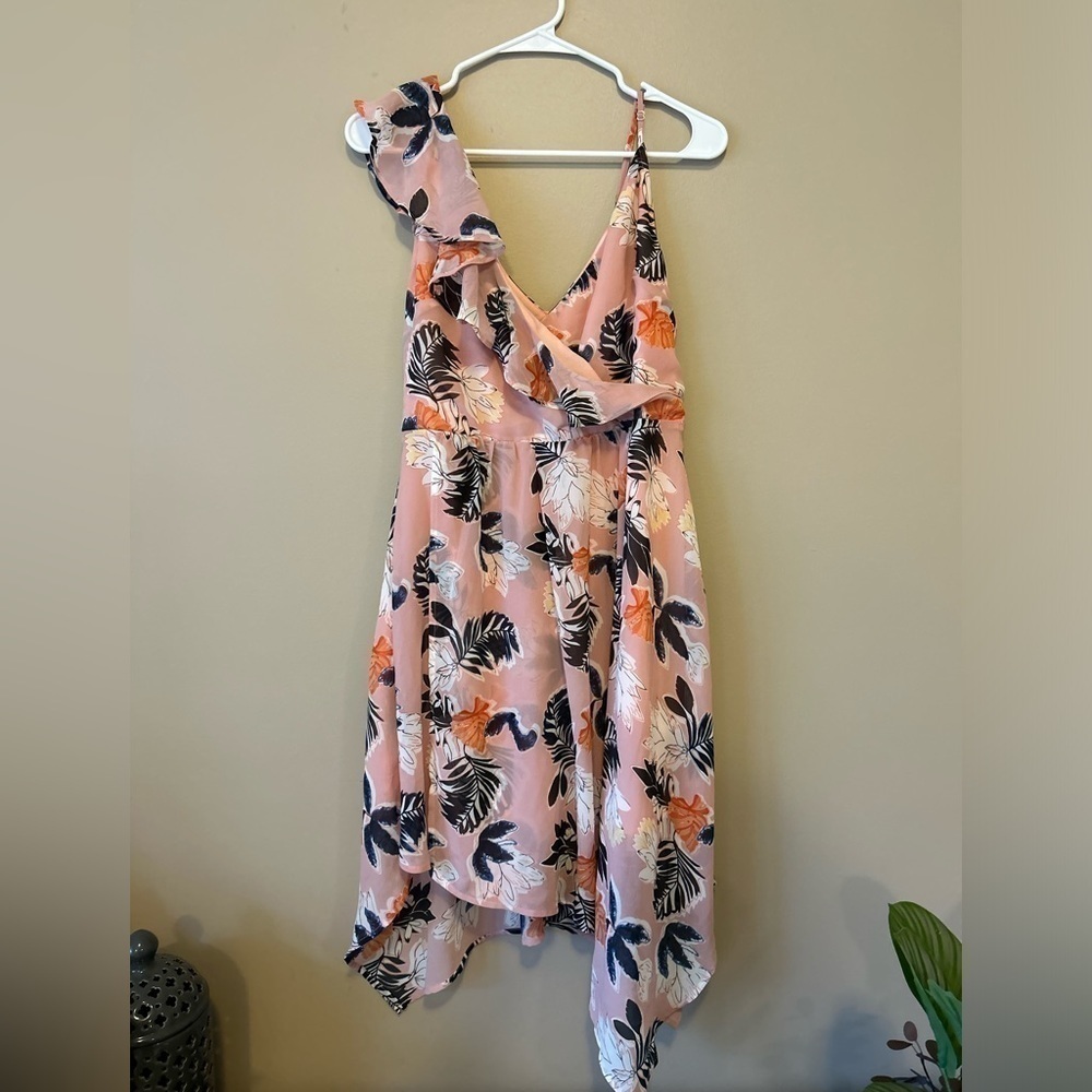 A New Day Women’s Pink Floral Faux Wrap Knee Length Dress size Medium